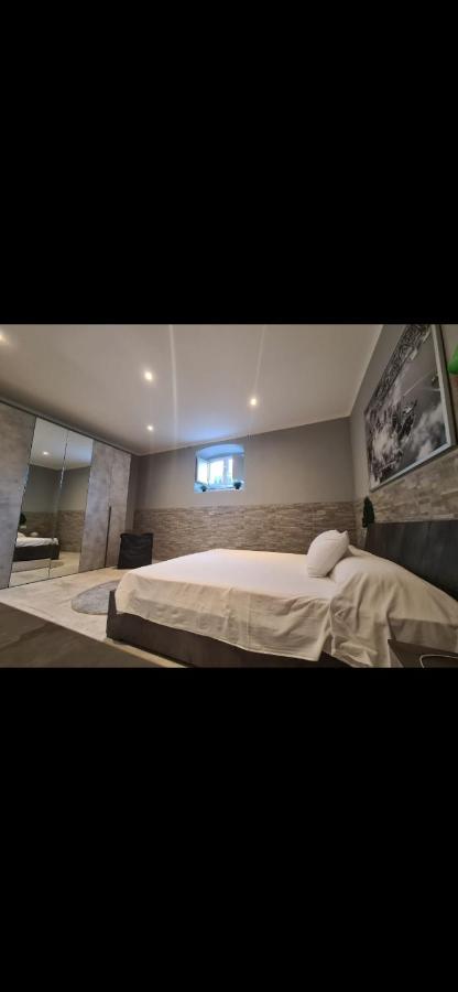 Crystal Home لا سبيتسْيا المظهر الخارجي الصورة